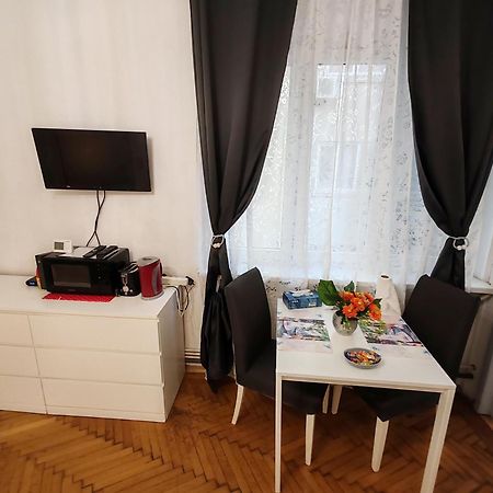 Studio Ultracentral Universitatea บูคาเรสต์ ภายนอก รูปภาพ